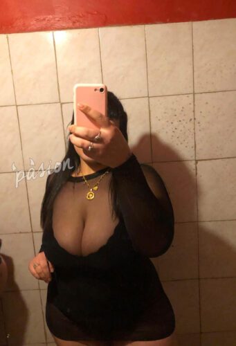 Ayelen 095744297