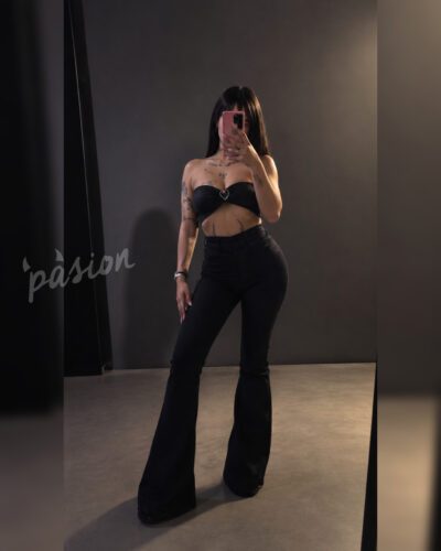 Debora 096841972
