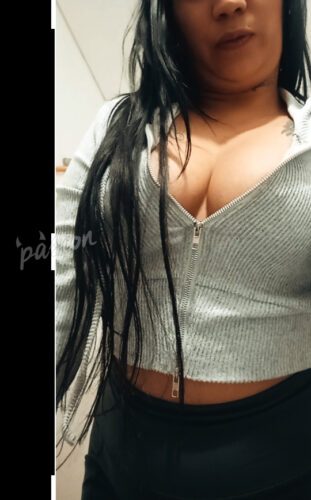 Laura 096805311